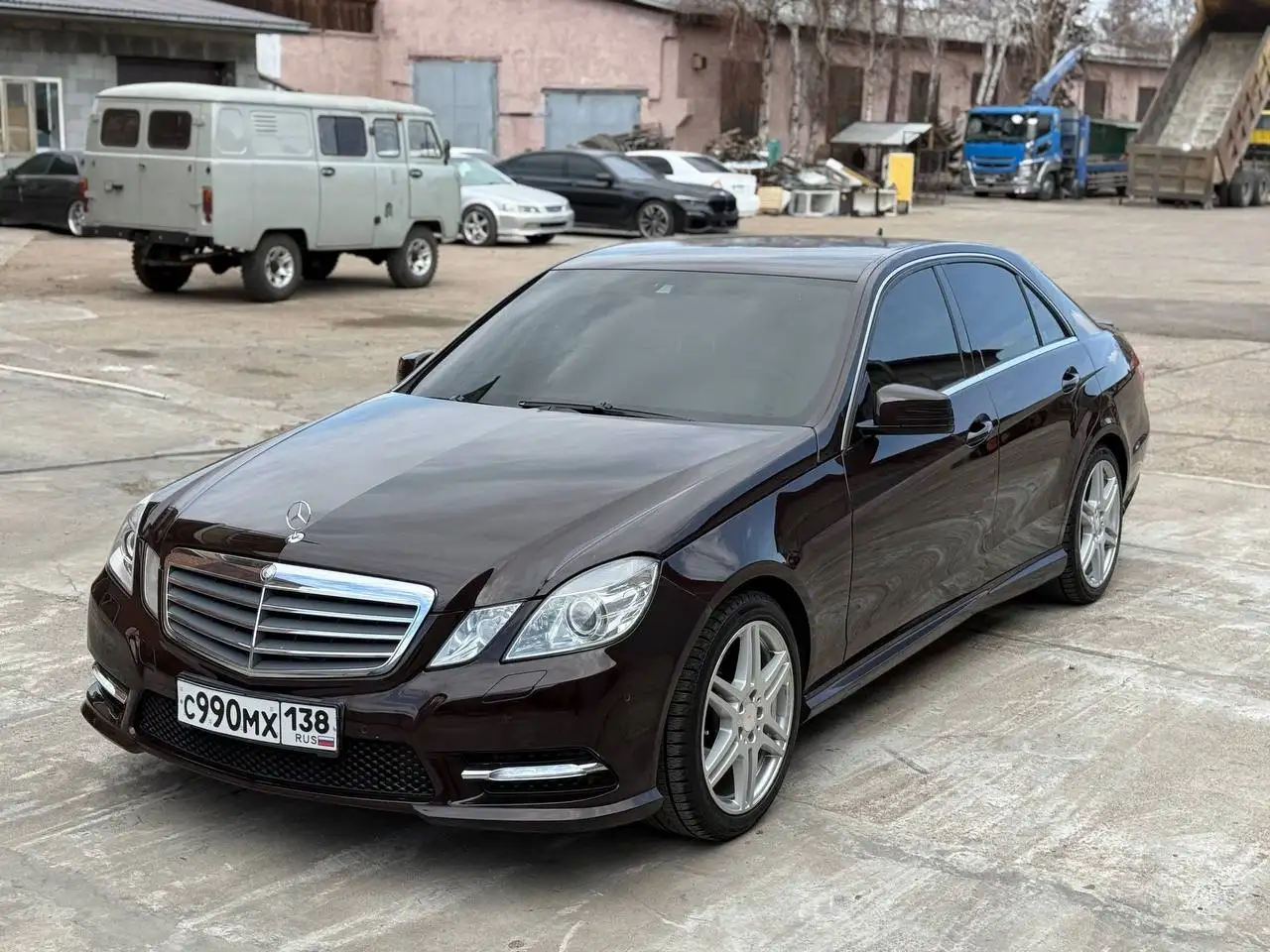 Mercedes-Benz E-class 1.8л 2012г - Легковые автомобили (Авто) в Улан-Удэ