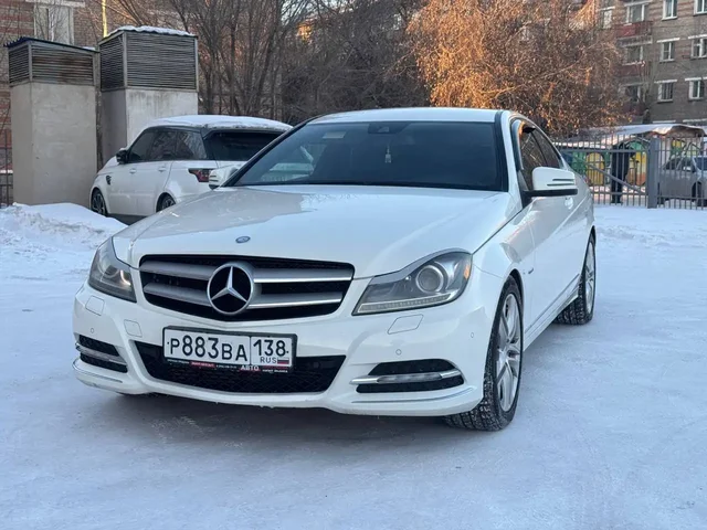 Mercedes-Benz C180 Coupe W204 2011 - Toyota Camry в Улан-Удэ