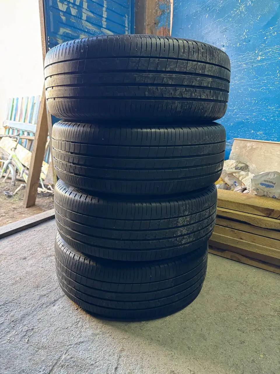 Литье с летней резиной Dunlop - Шины и диски (Авто) в Улан-Удэ