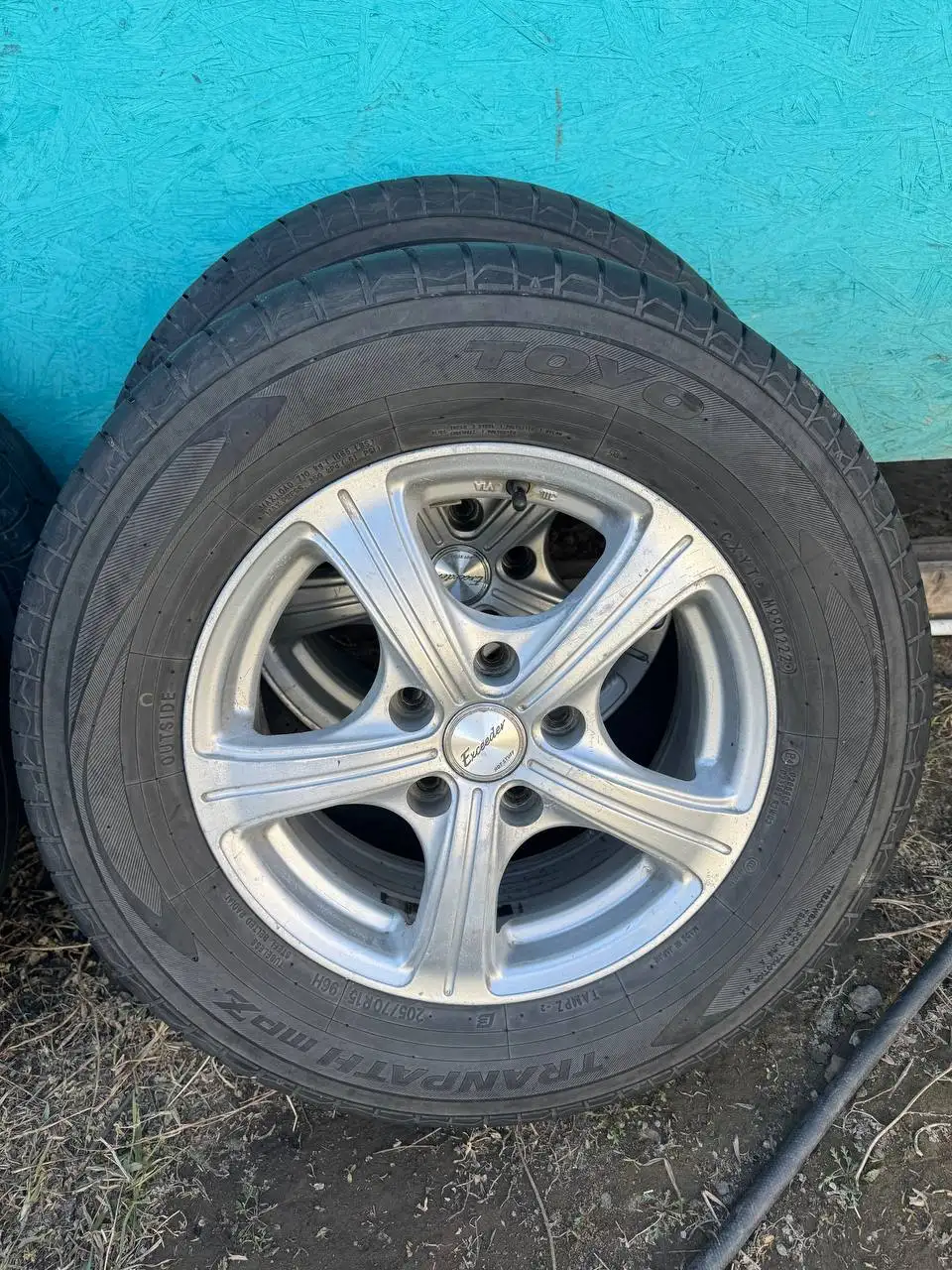 Литьё с летней резиной Toyo 205/70 R15 - Шины и диски (Авто) в Улан-Удэ