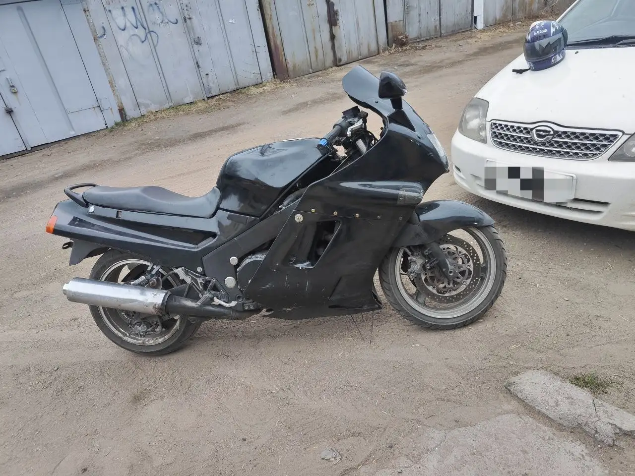 Kawasaki ZZR 1100 в хорошем состоянии - Мотоциклы (Авто) в Улан-Удэ
