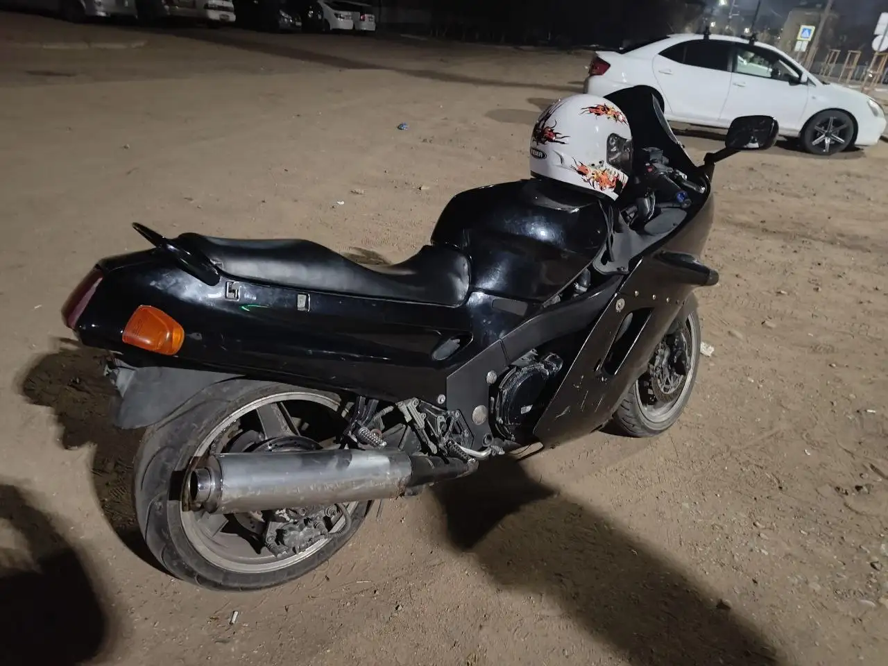 Kawasaki ZZR 1100 в хорошем состоянии - Мотоциклы (Авто) в Улан-Удэ