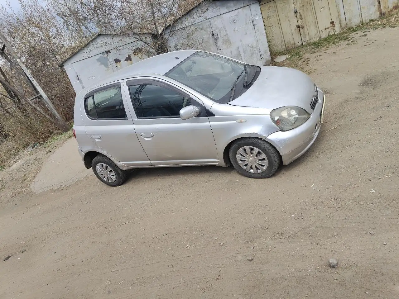 Продам Toyota Vitz 2001 - Легковые автомобили (Авто) в Улан-Удэ