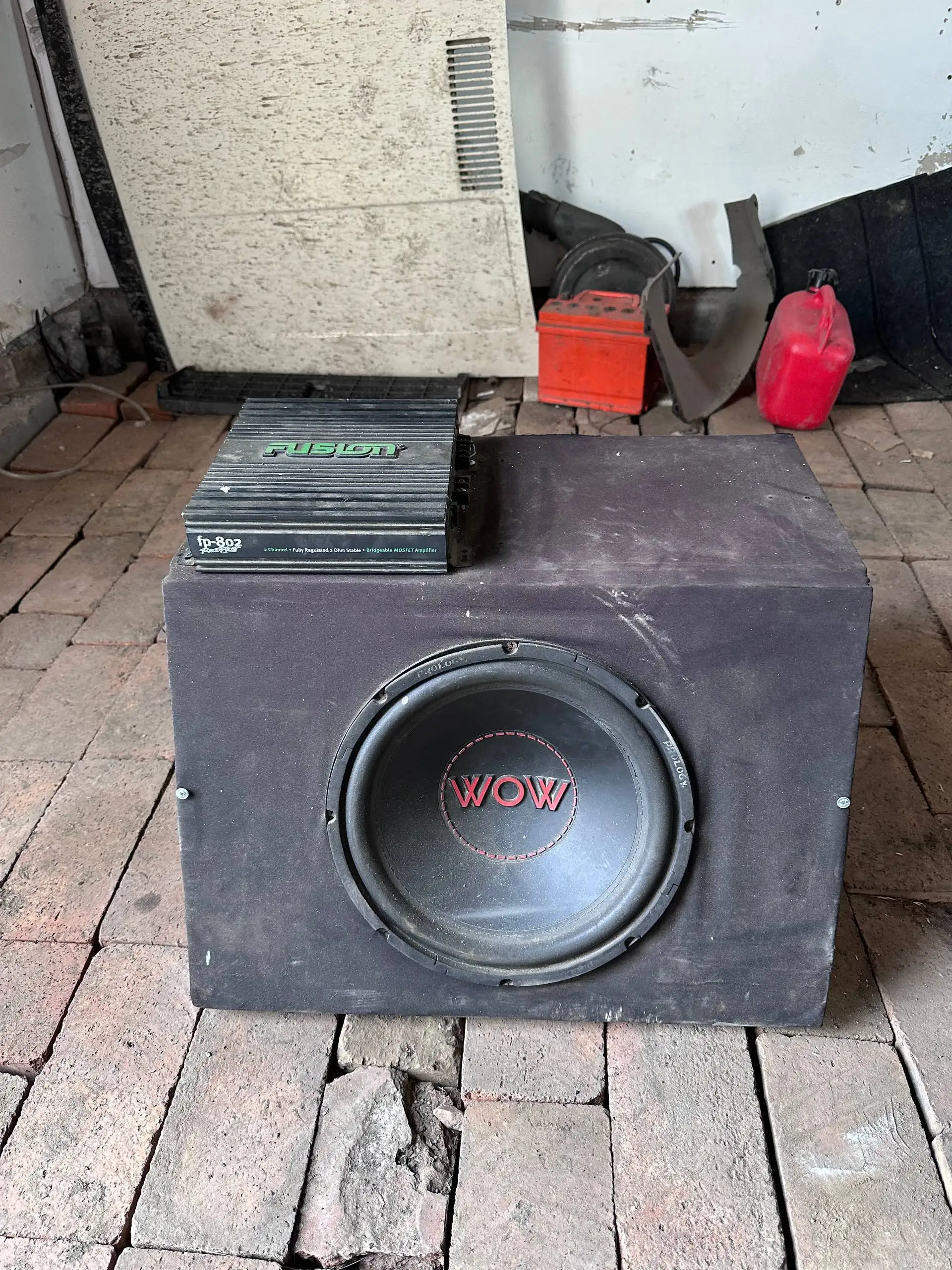 Продам аккумулятор 60 А·ч, сабвуфер WoW 12 и коммутатор - Автозапчасти (Авто) в Улан-Удэ