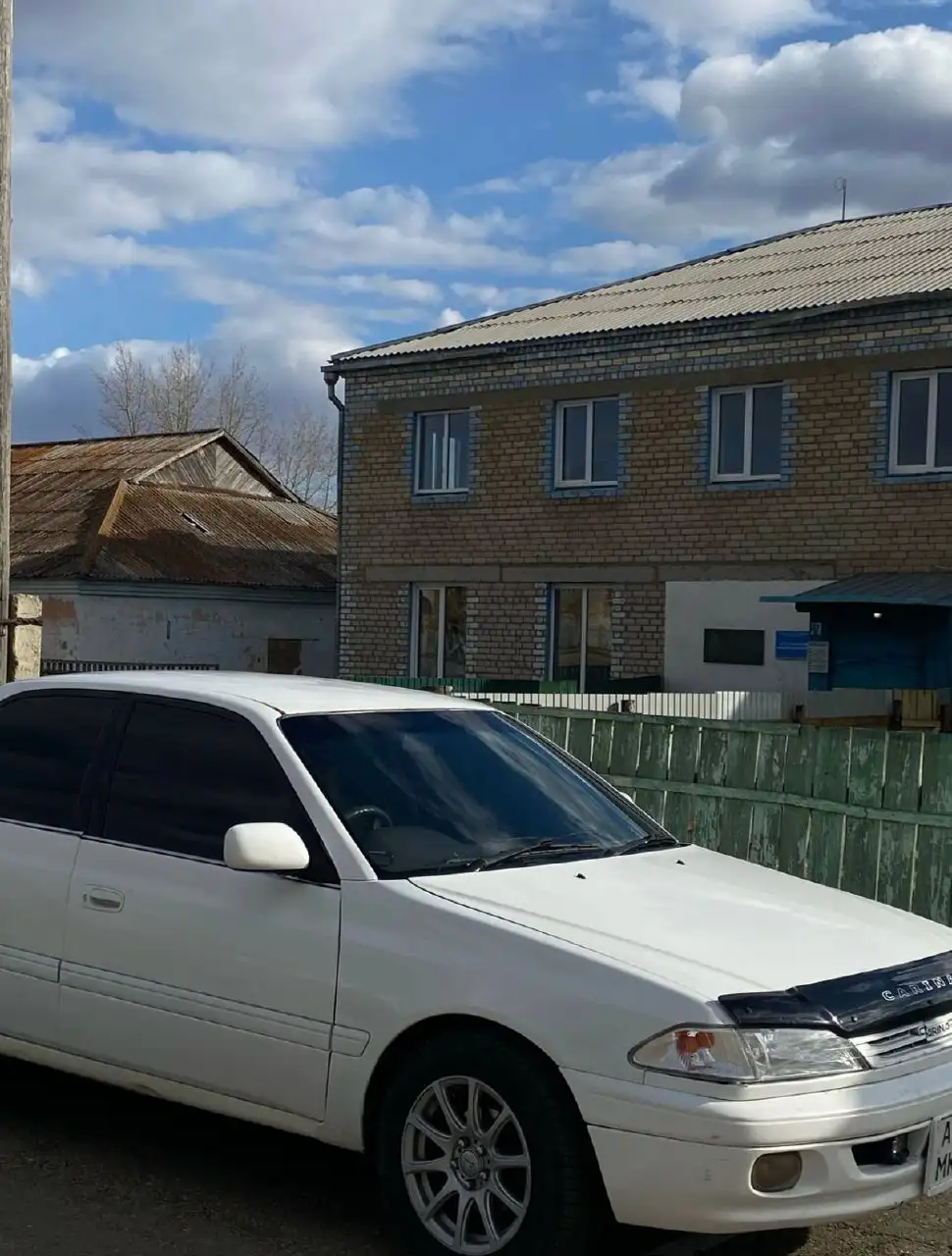 Toyota Carina в Улан-Удэ - Легковые автомобили (Авто) в Улан-Удэ