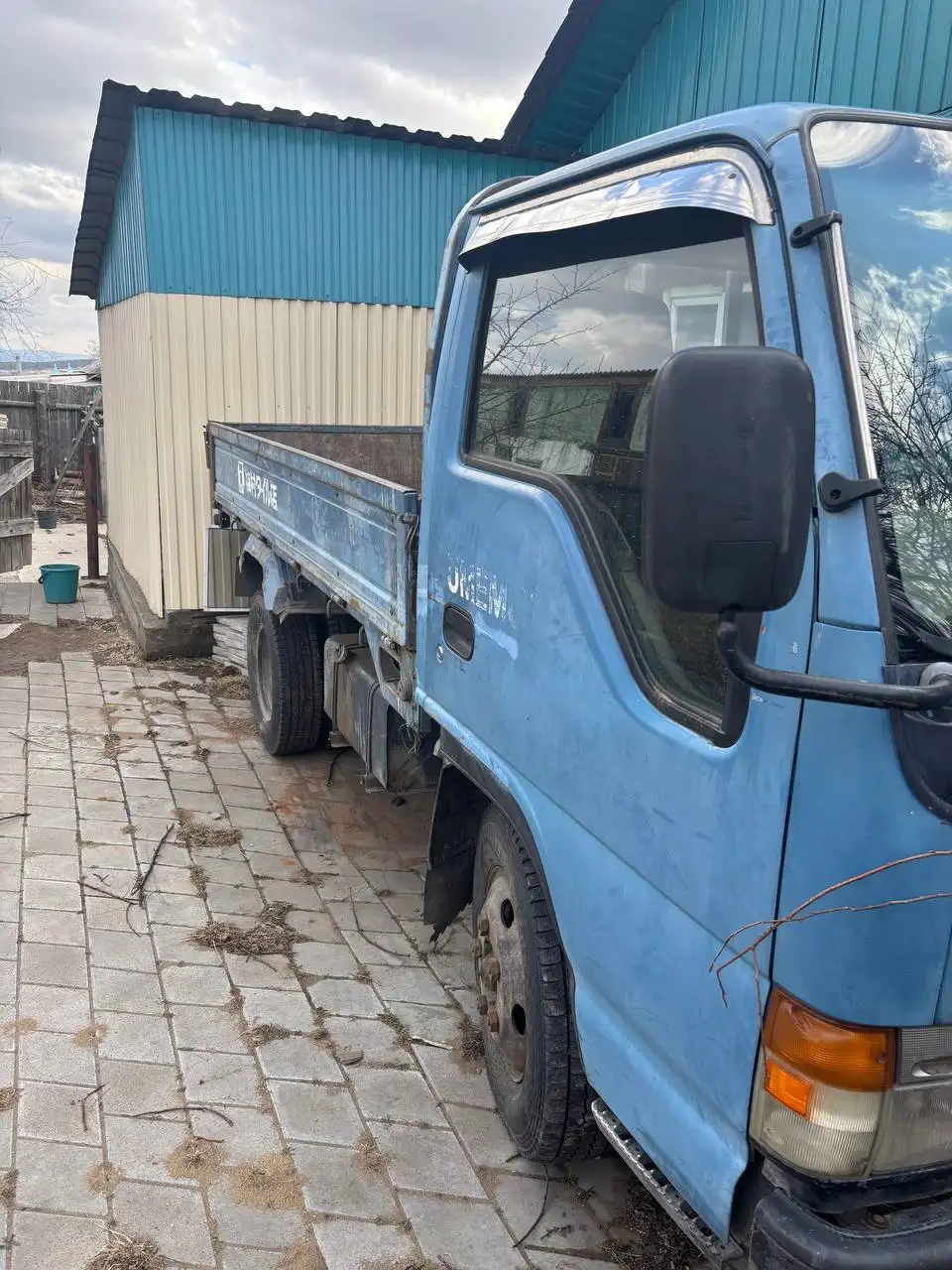 Продам Nissan Atlas 1998 - Грузовики (Авто) в Кяхта