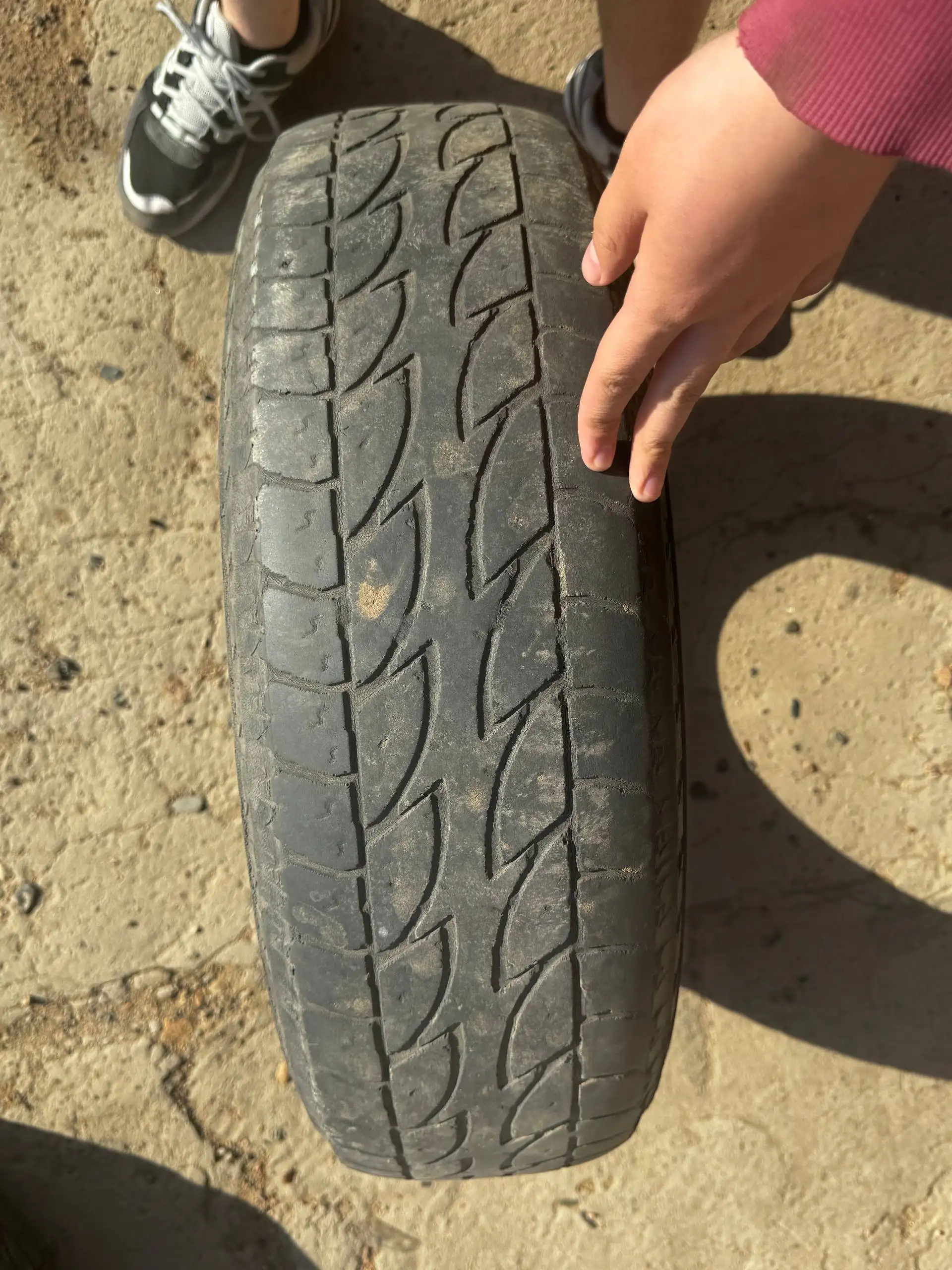 Продам шины Bridgestone Dueler A/T 215/70 R16 - Шины и диски (Авто) в Улан-Удэ