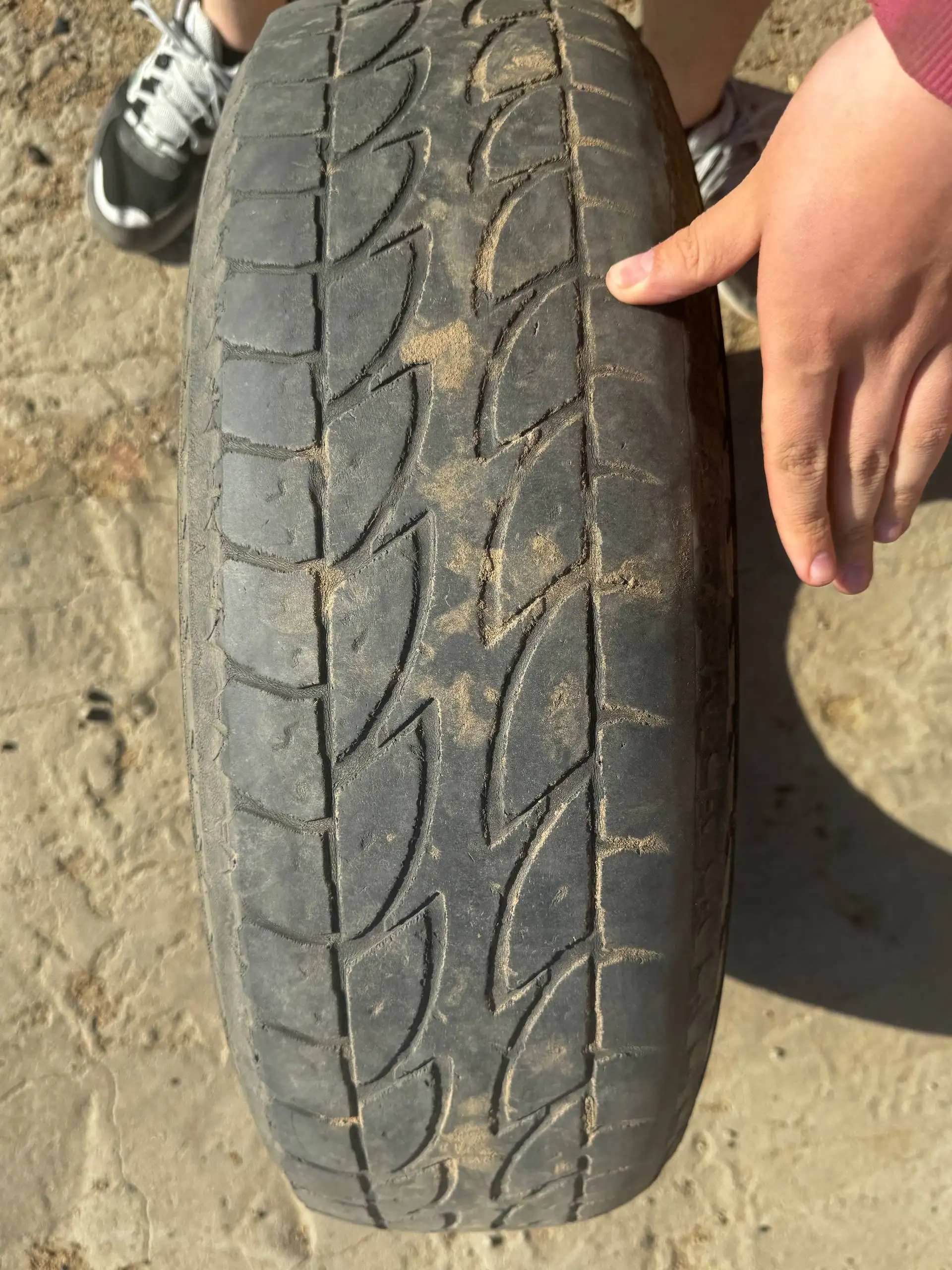 Продам шины Bridgestone Dueler A/T 215/70 R16 - Шины и диски (Авто) в Улан-Удэ