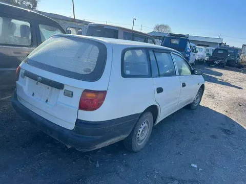 Продажа Toyota Caldina 2000 года в разбор - Запчасти в Улан-Удэ