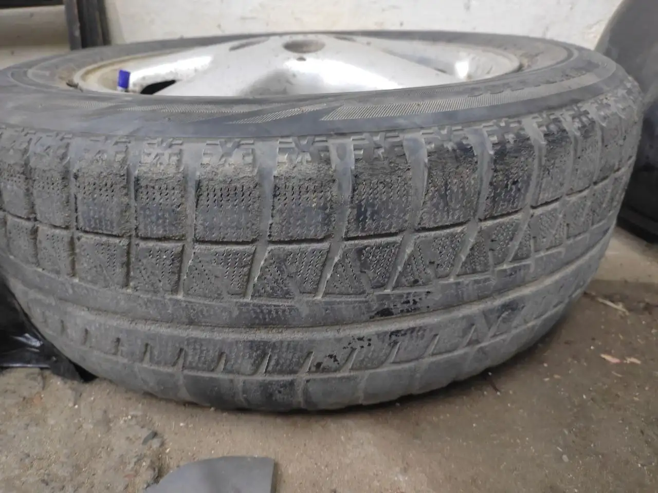 Продам турики х100 R16 - Колеса и шины (Авто) в Улан-Удэ