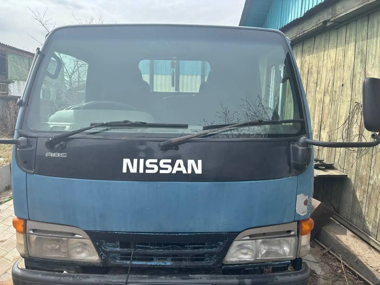 Продам Nissan Atlas 1998 - Грузовики (Авто) в Кяхта