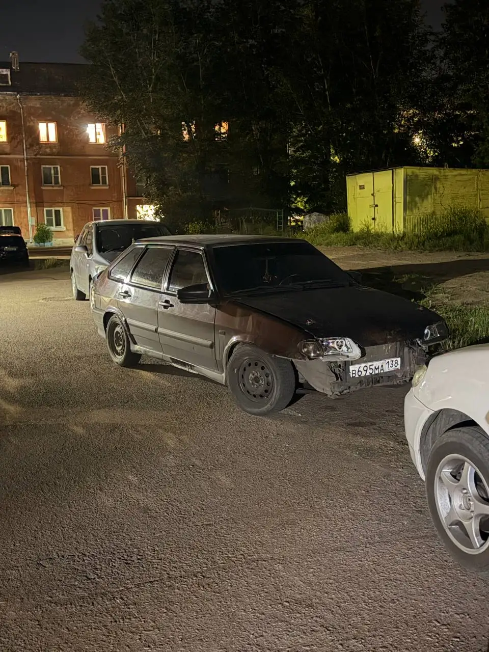 Обмен ВАЗ 2114 с музыкальным оборудованием - Легковые автомобили (Авто) в Улан-Удэ