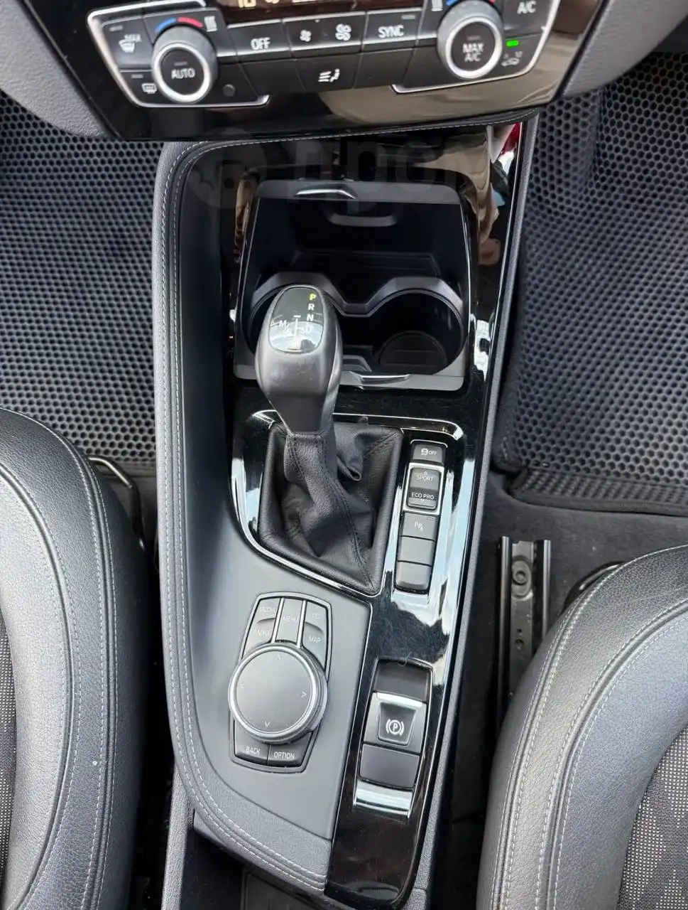 BMW X1 2016 - Легковые автомобили (Авто) в Улан-Удэ