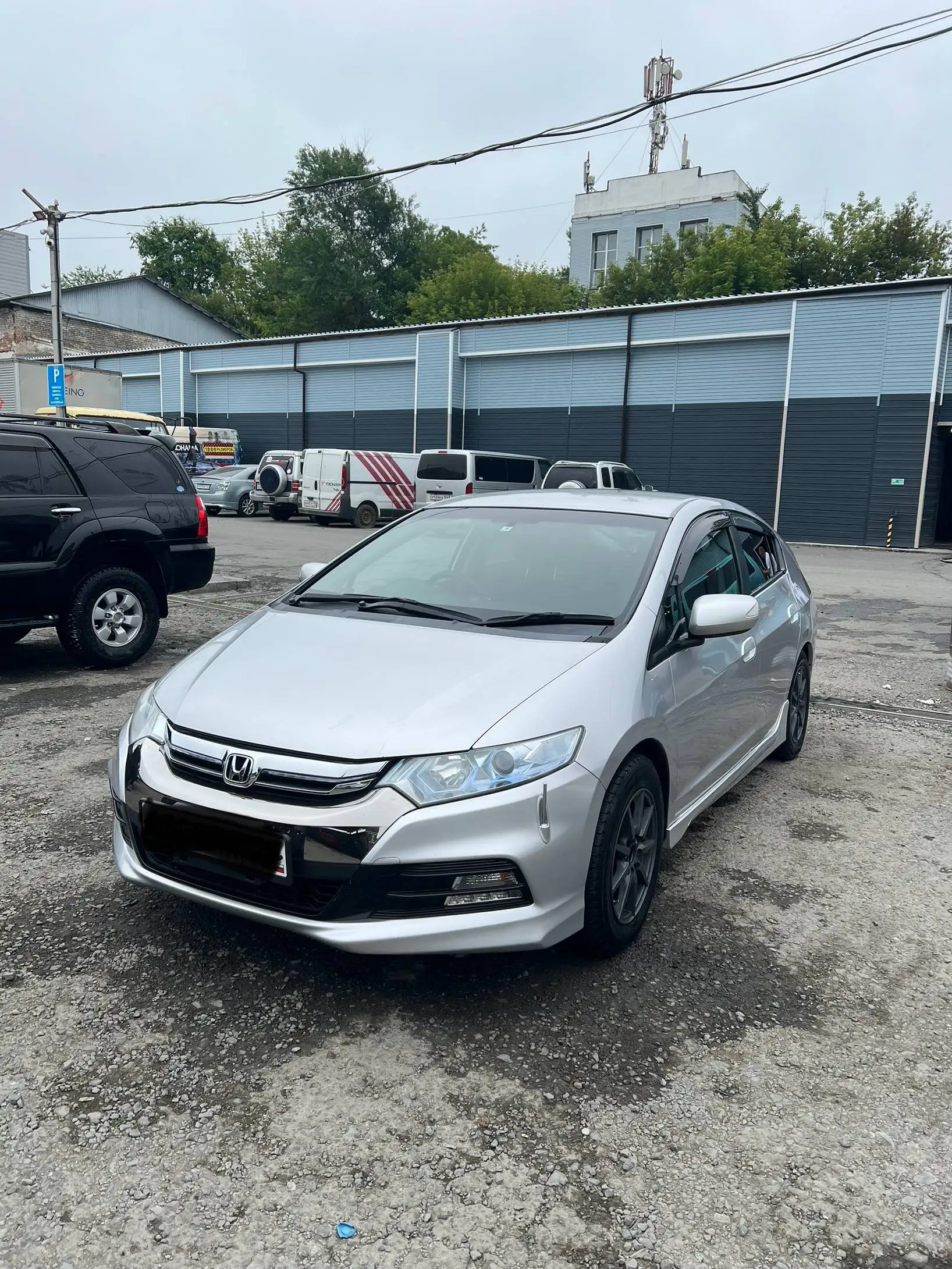 Honda Insight 2011 - Легковые автомобили (Авто) в Улан-Удэ
