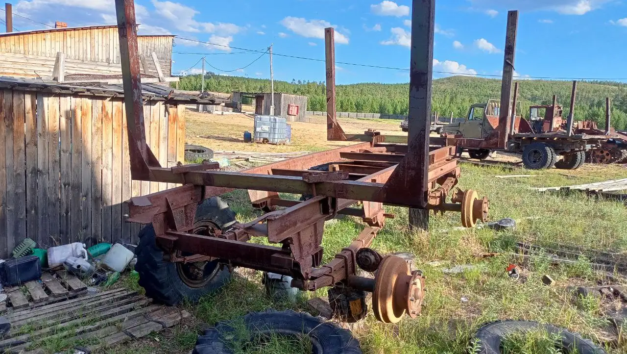 Продам лесовозные площадки и прицепы - Прицепы (Авто) в Челутай (Заиграевский район)