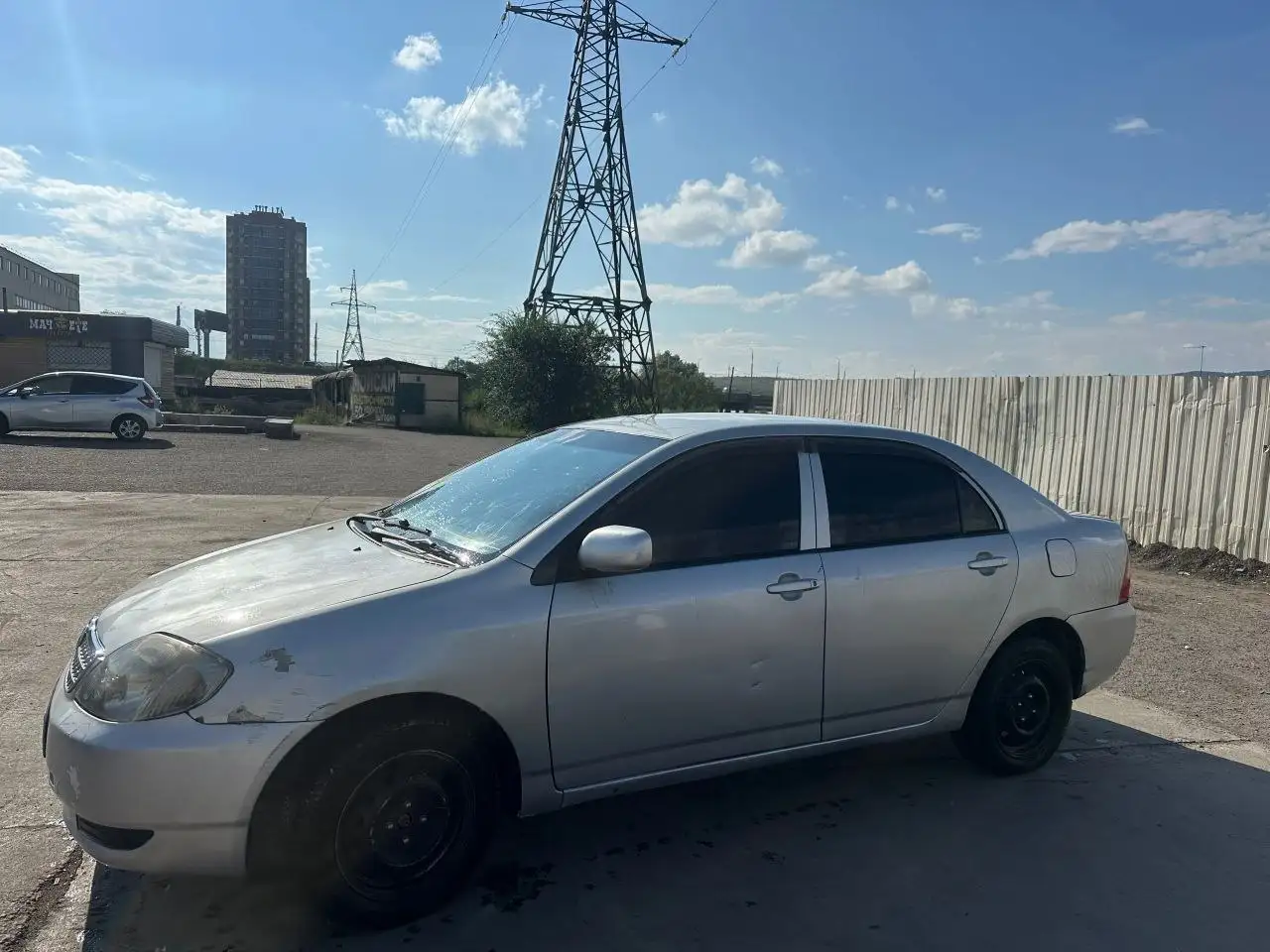 1.3 2001 год автомат, рабочая машина, обмен возможен - Авто в Улан-Удэ