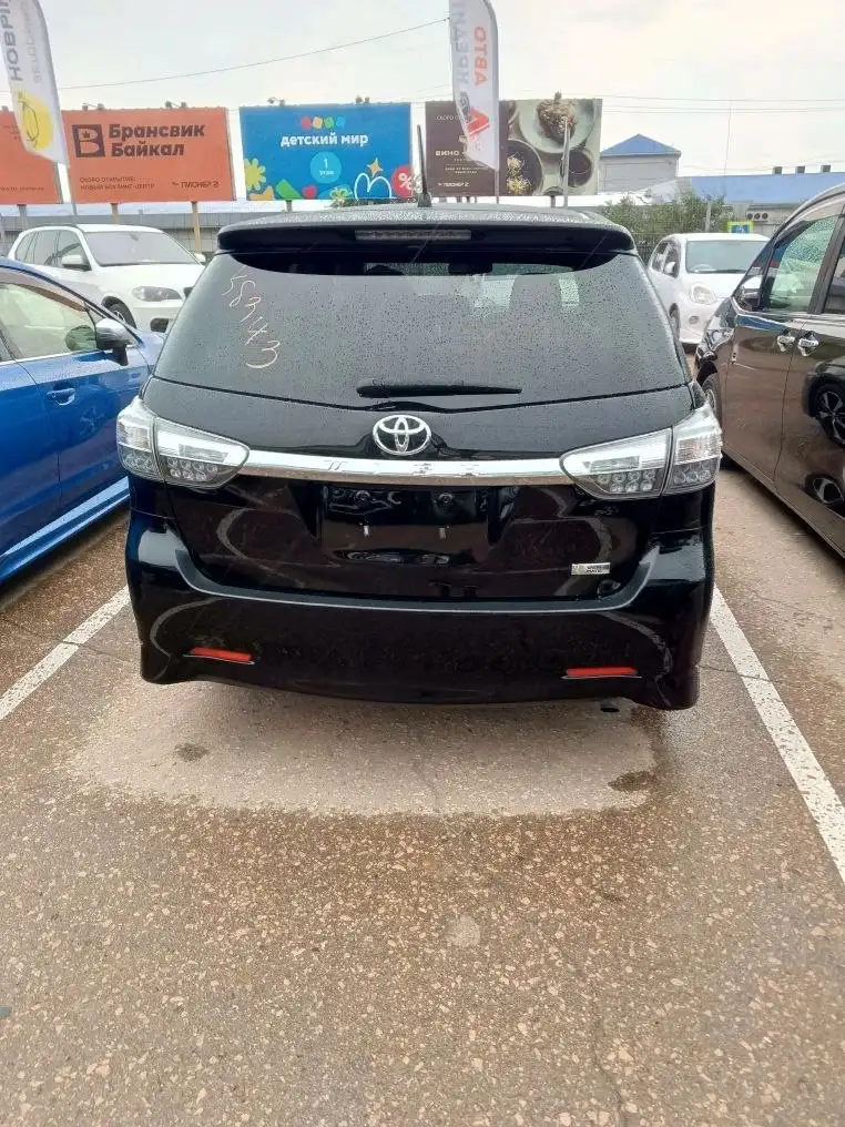 Toyota Wish 2015 года, пробег 123 000 км - Легковые автомобили (Авто) в Улан-Удэ