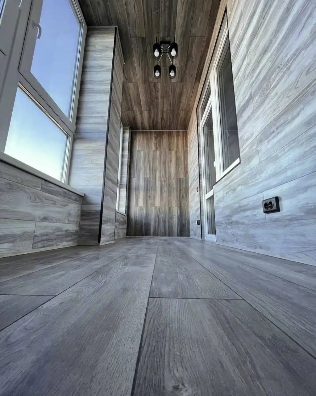 Отделка ванных, балконов и укладка напольных покрытий - Ремонт и отделка (Услуги) в Белгород