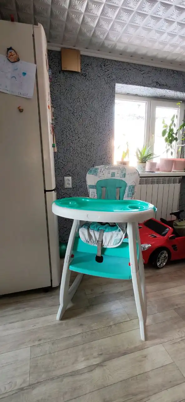 Продам стульчик устойчивый легко моется - Барахолка в Белгород