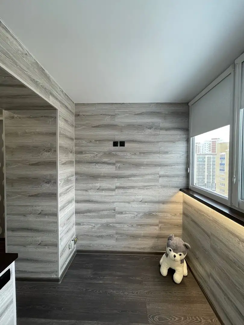 Отделка ванных и балконов панелями, укладка ламината и линолеума - Ремонт и строительство (Услуги) в Белгород