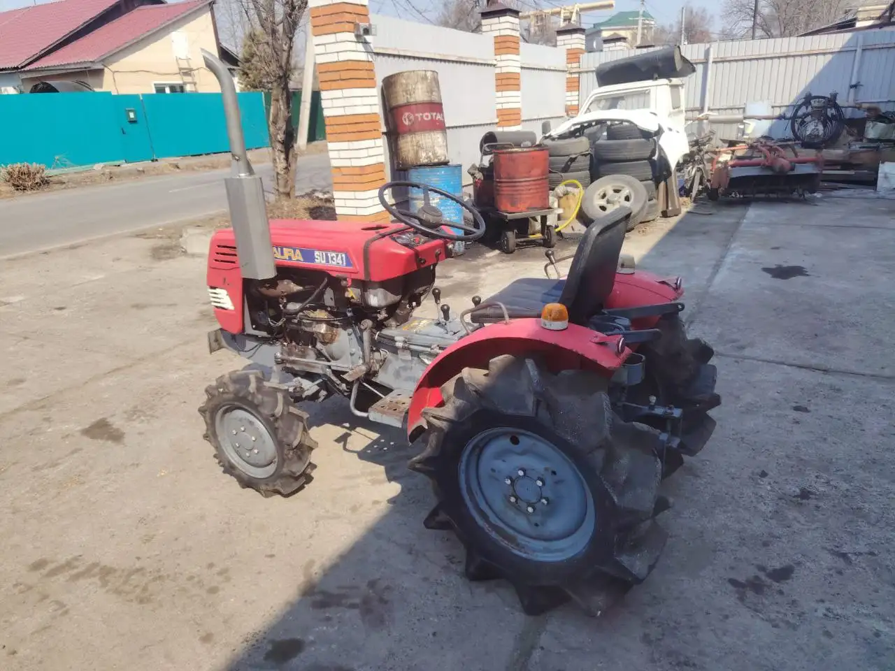 Продам 4вд 15 л/с фреза с новыми ножами - Барахолка в Уссурийск