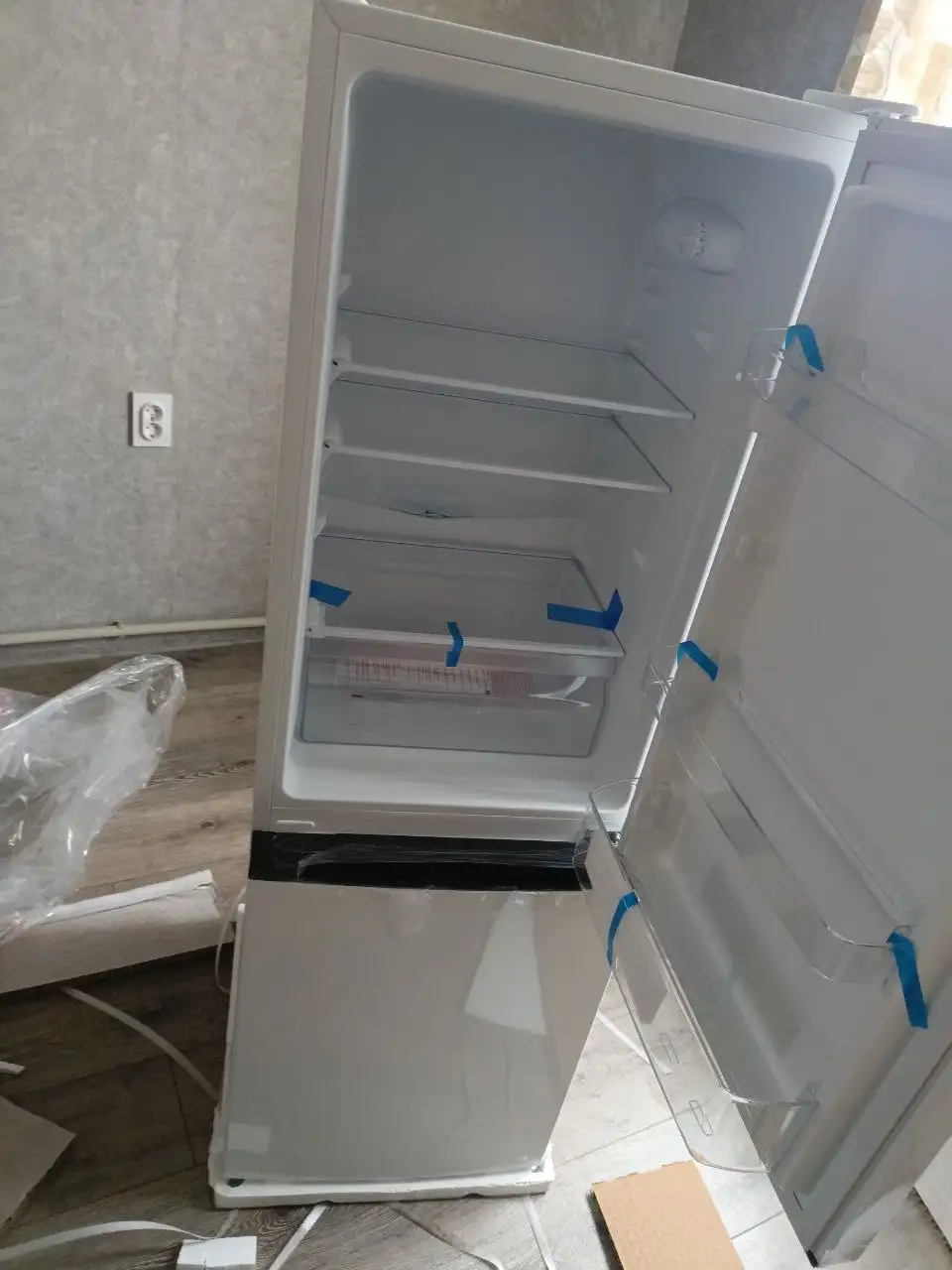 Холодильник новый (не подошел размер) - Бытовая техника (Для дома и дачи) в Белгород