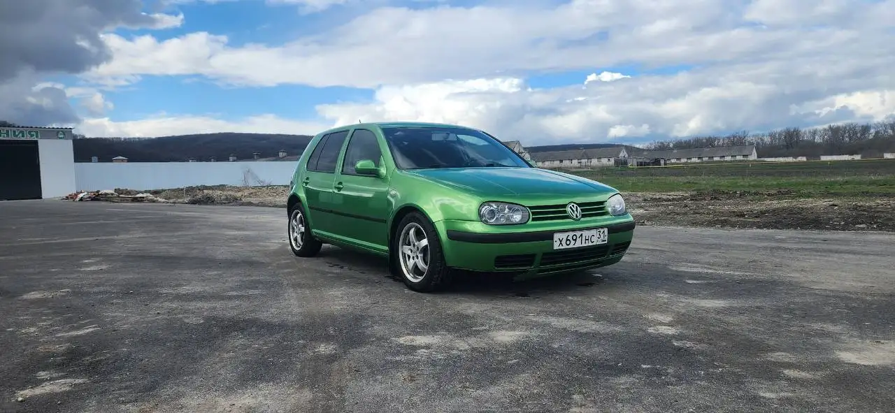 Продажа Лады 1999 года - Легковые автомобили (Авто) в Белгород