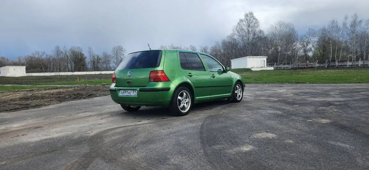 Продажа Лады 1999 года - Легковые автомобили (Авто) в Белгород