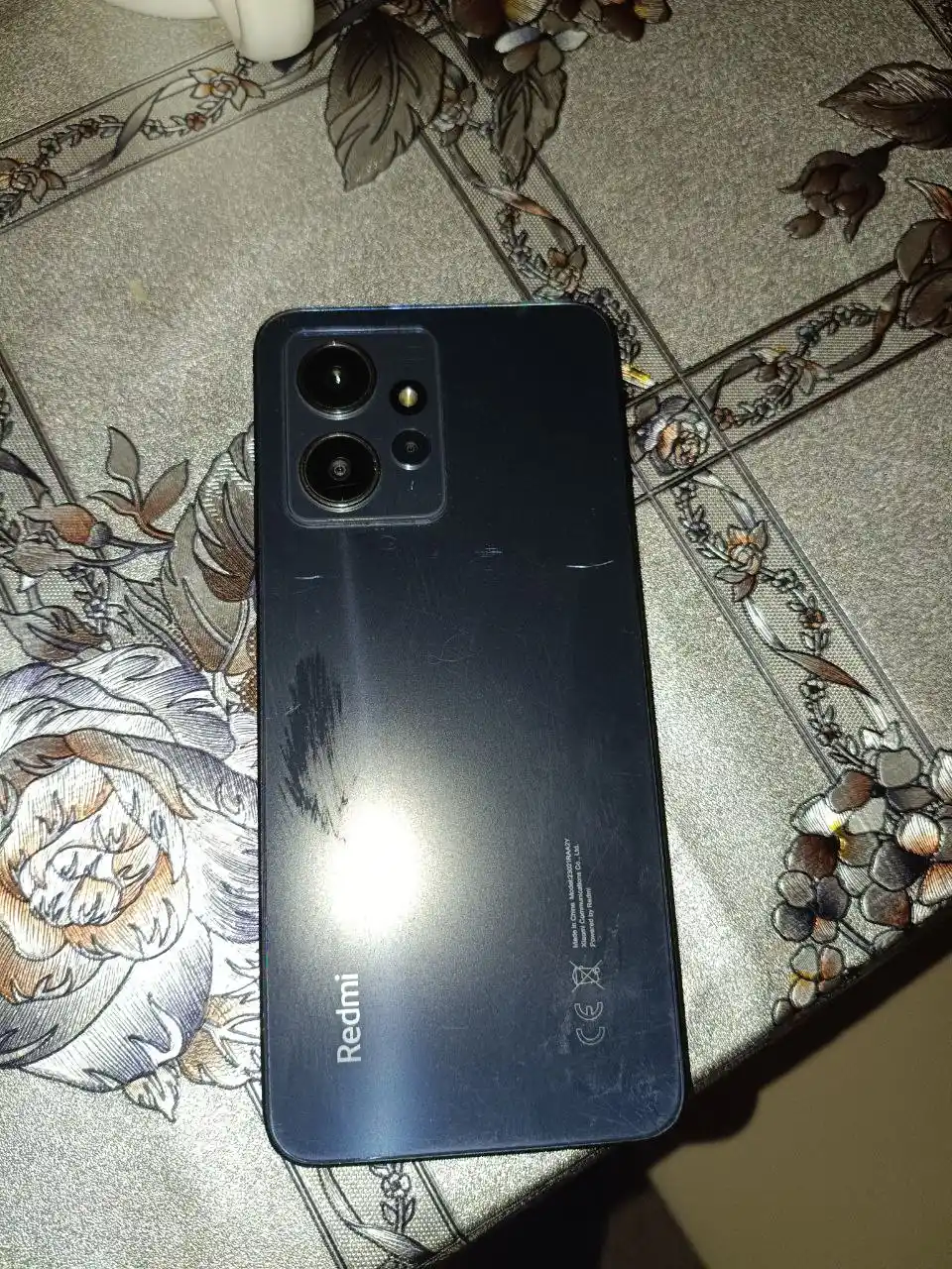 Продам смартфон