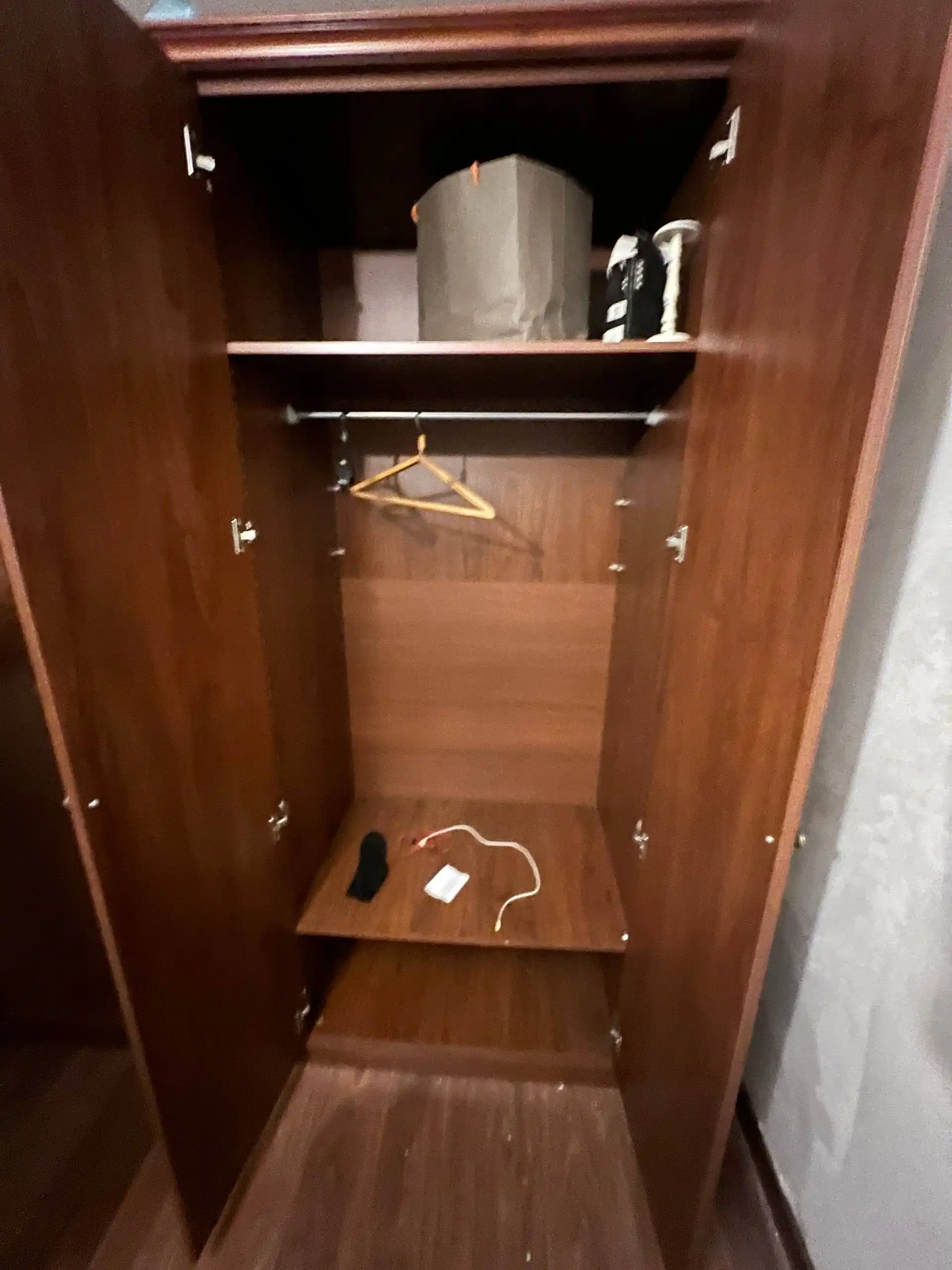 Продажа шкафа и кровати