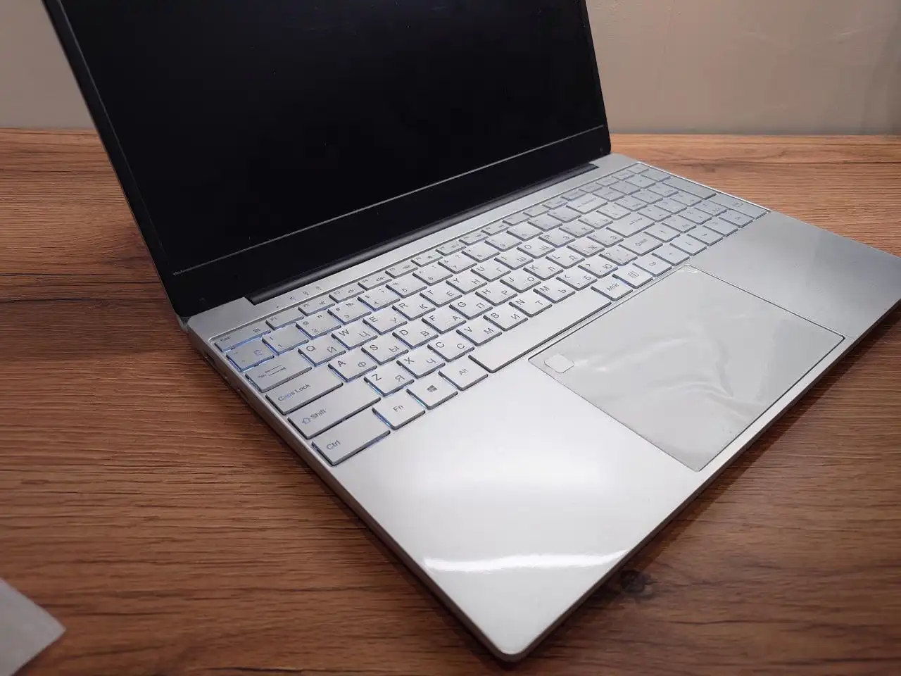 Продажа ноутбуков UOHUO LightBook