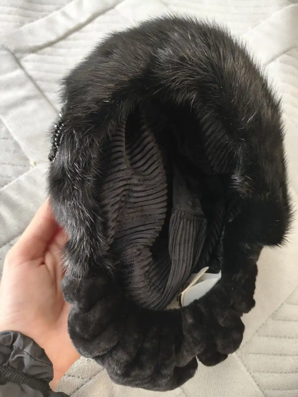 Продажа меховой шапки Каляев