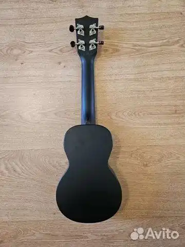 Укулеле новый с чехлом