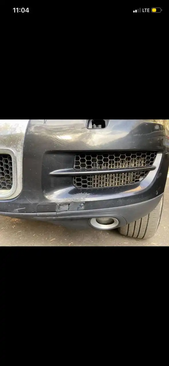 Продажа бампера Volkswagen Touareg 2008 года