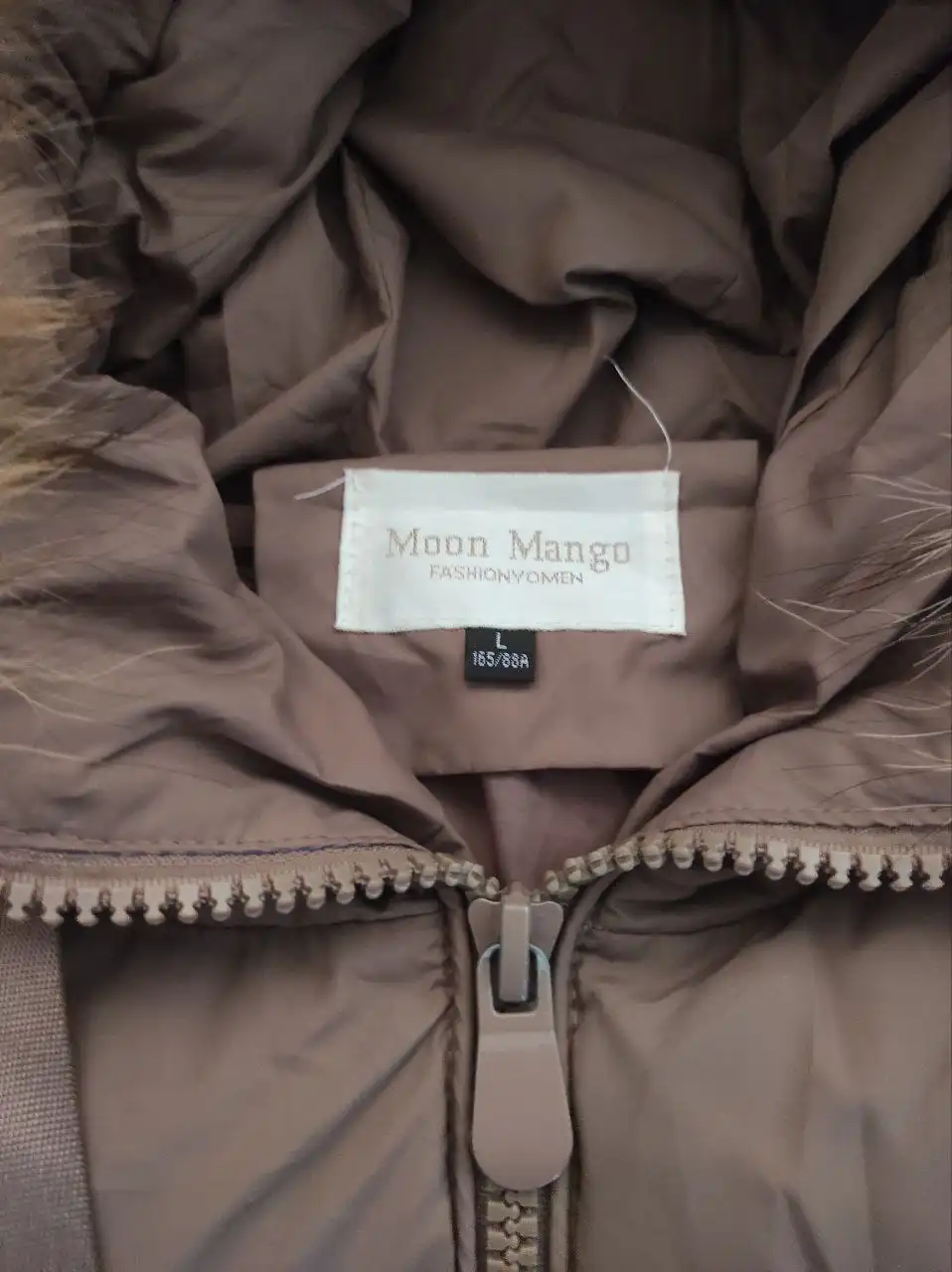 Продам женский пуховик для девочек