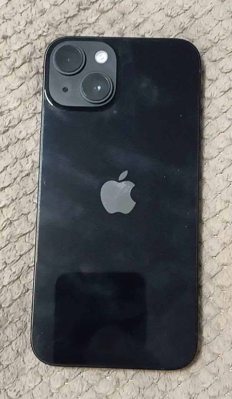 Айфон 14 на 128 ГБ в отличном состоянии