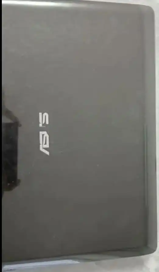 Ноутбук Asus рабочий с неисправной батареей