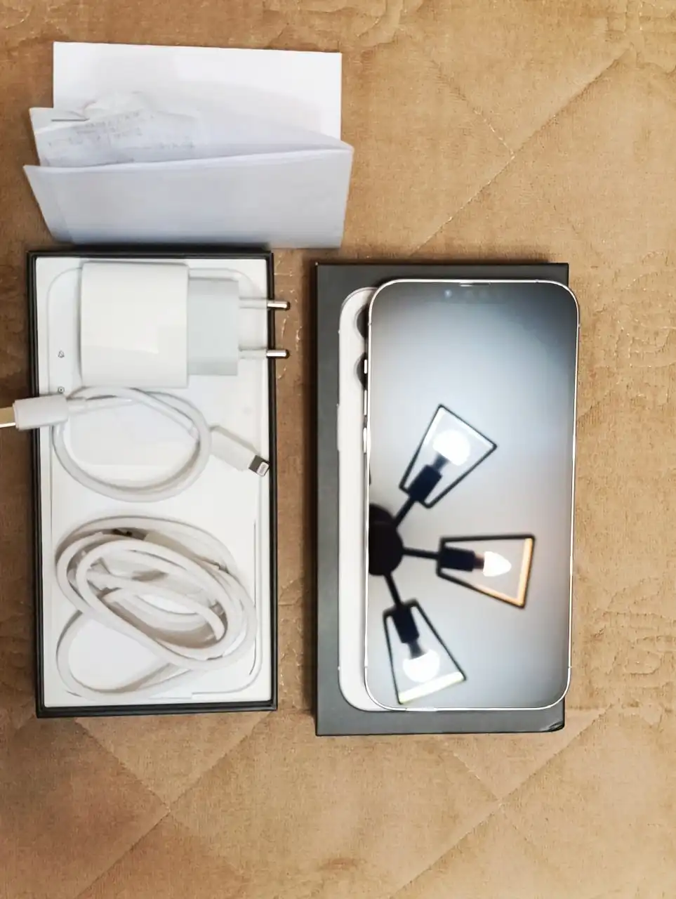 Продам iPhone 13 Pro Max 128 ГБ в идеальном состоянии