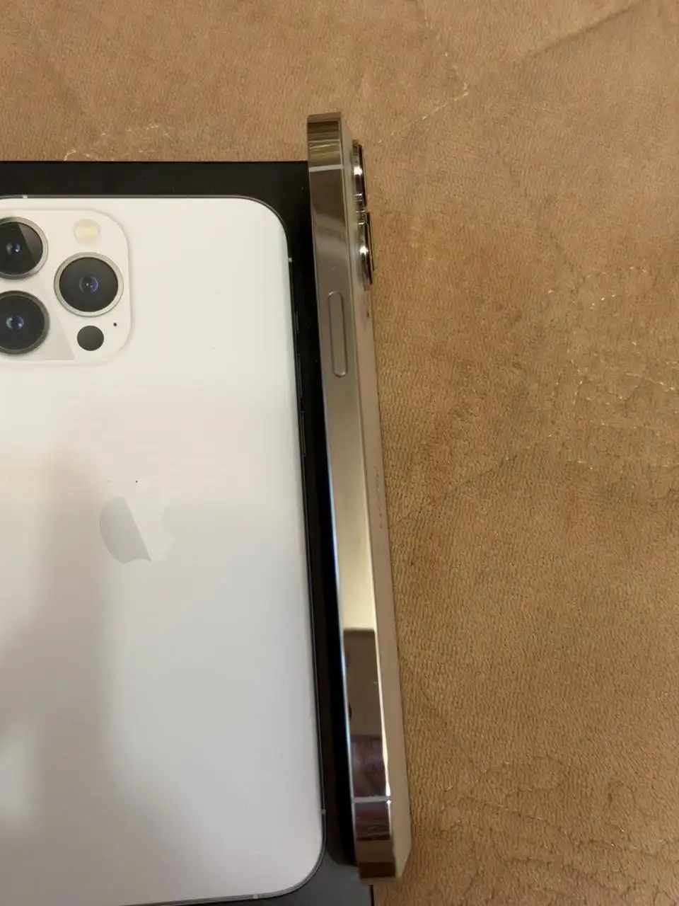 Продам iPhone 13 Pro Max 128 ГБ в идеальном состоянии