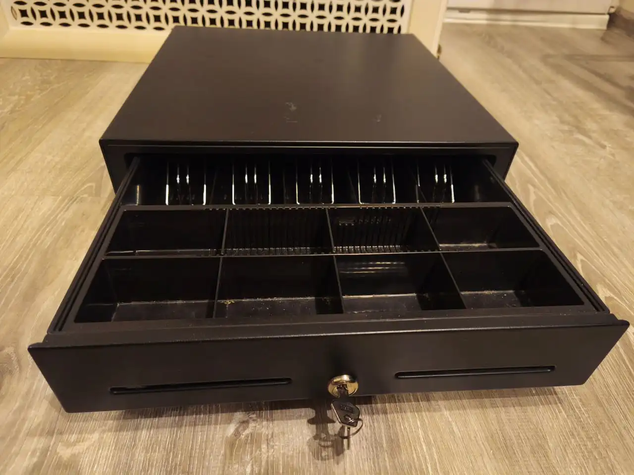 Ящик денежный, весы, сканер АТОЛ