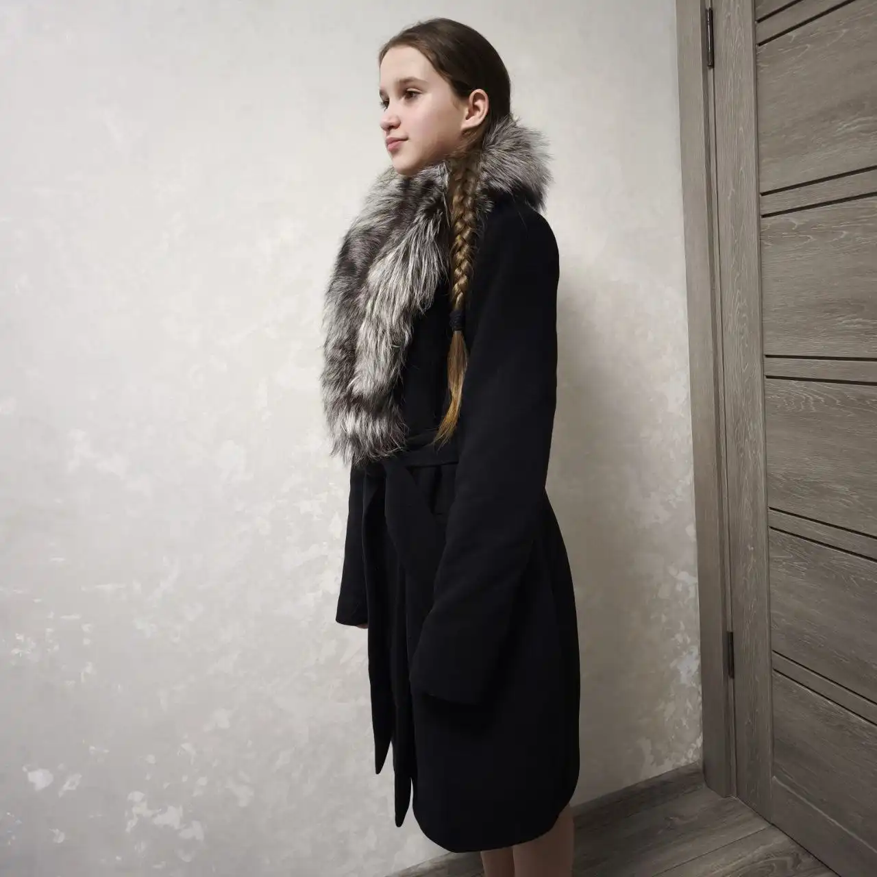 Продам пальто чернобурка 48 рр (маломерка)