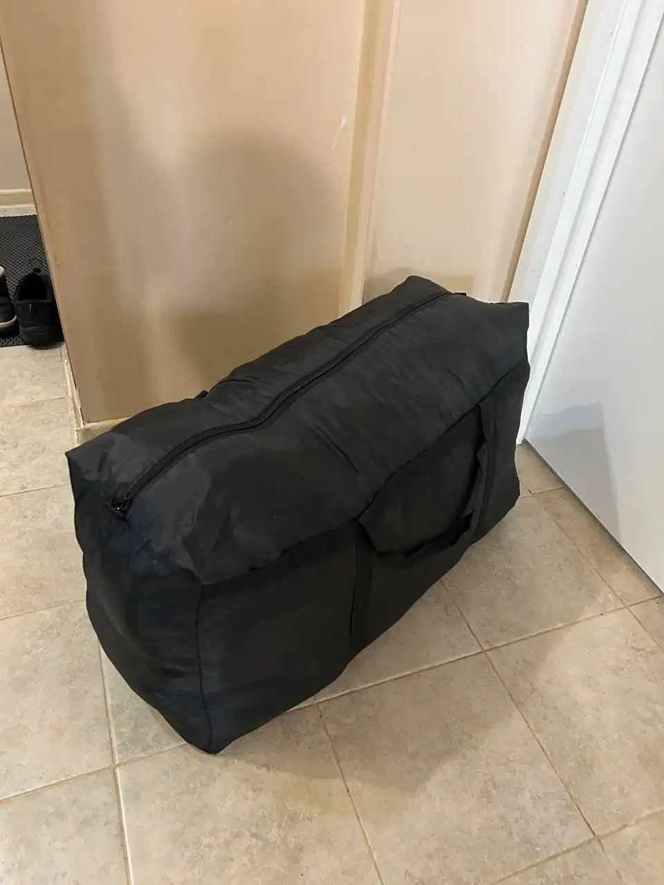 Сумка новых курток с браком и без дефектов - Детская обувь в Люберцы