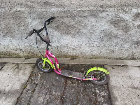 Продам самокат - Замки и фурнитура в Калининград