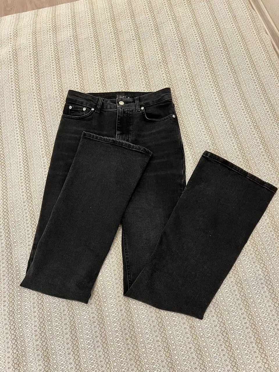 Джинсы клеш Zarina 44 размер - Джинсы (Одежда) в Калининград