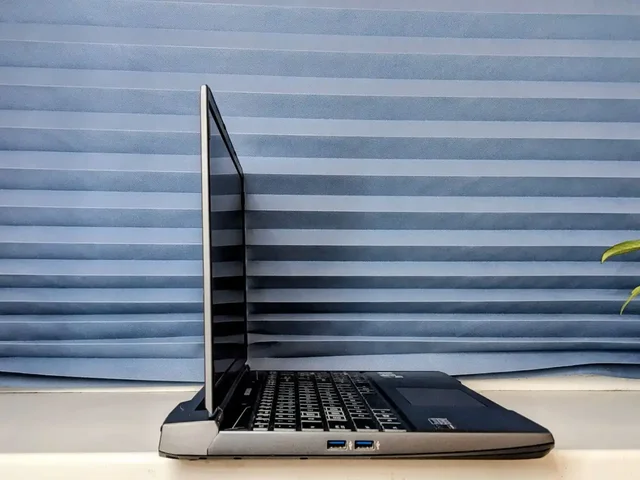 Продам ноутбук с видеокартой GTX 1060 6GB - Мобильные телефоны в Калининград