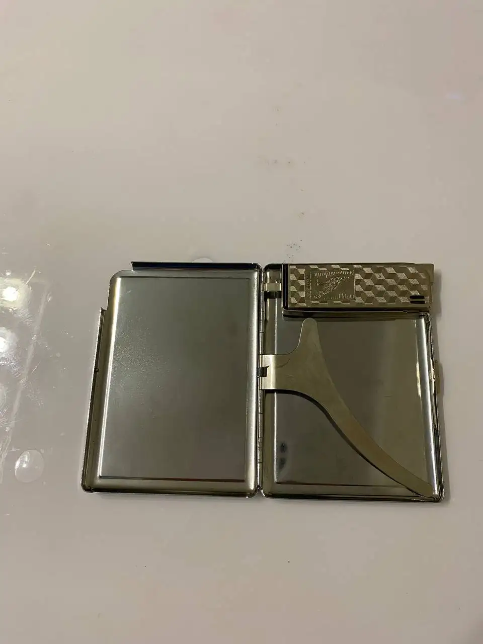 Портсигар с зажигалкой - Аксессуары (Барахолка) в Калининград