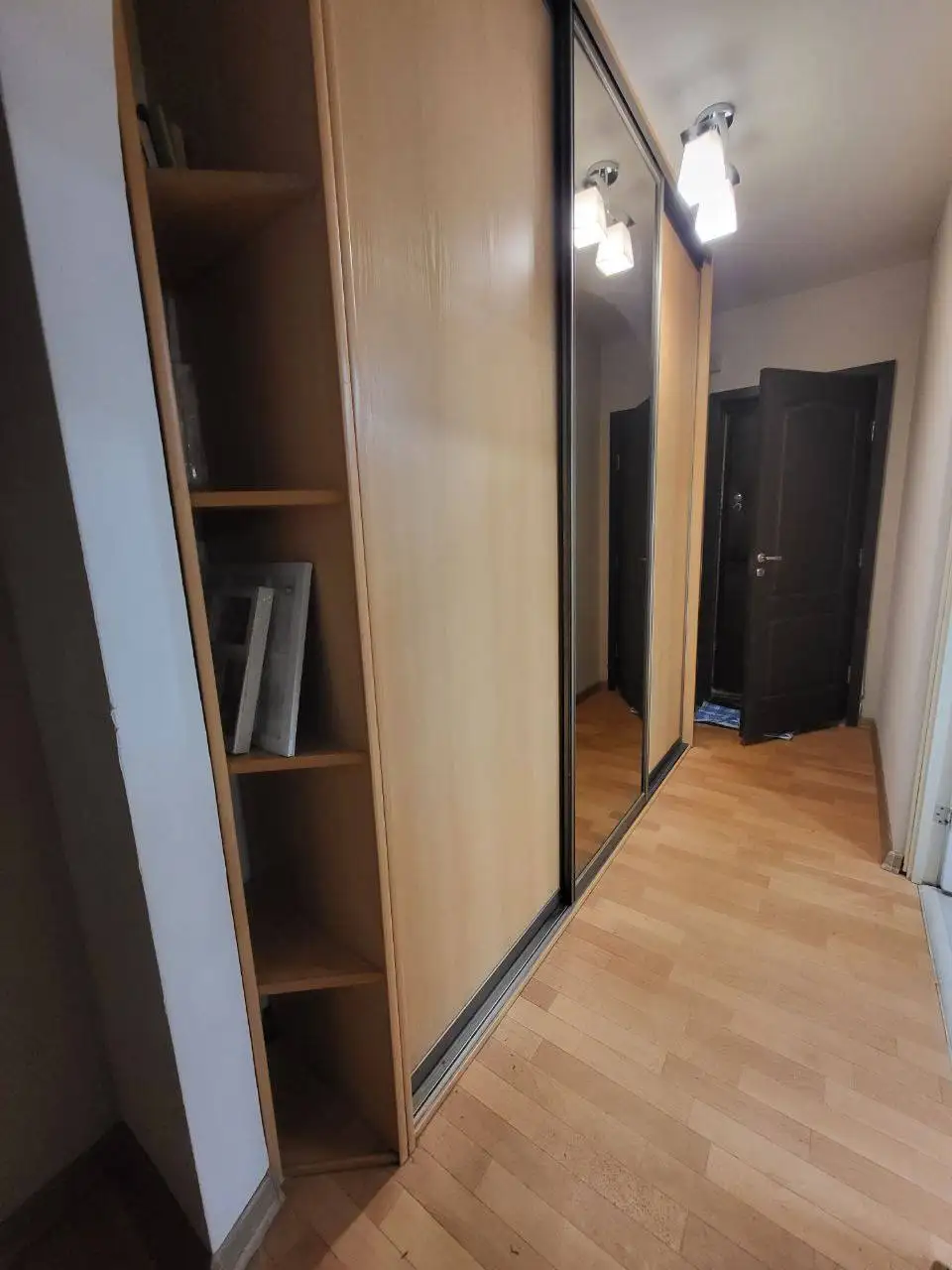 Продажа большого шкафа в прихожую - Барахолка в Калининград