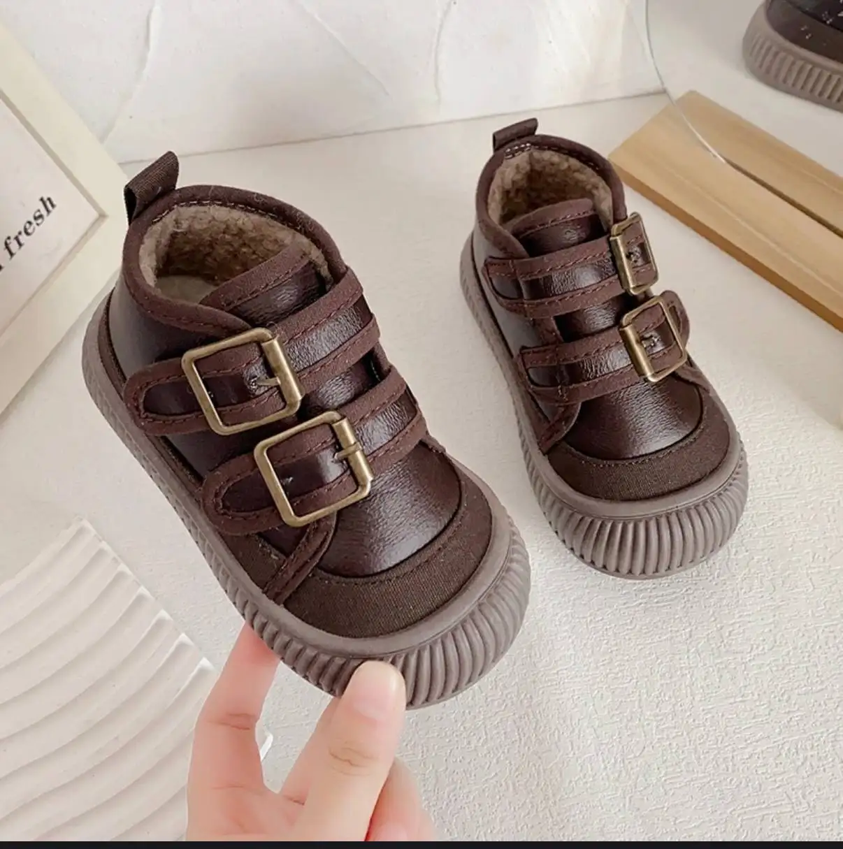 Продаются новые демисезонные ботинки с утеплителем размер 26 - Обувь (Одежда) в Калининград