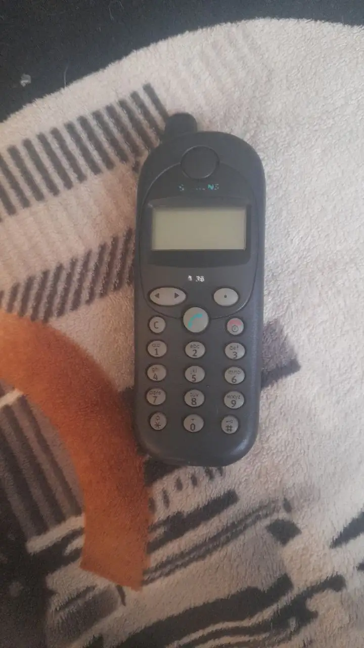 Продам зарядное устройство - Зарядные устройства (Электроника) в Калининград