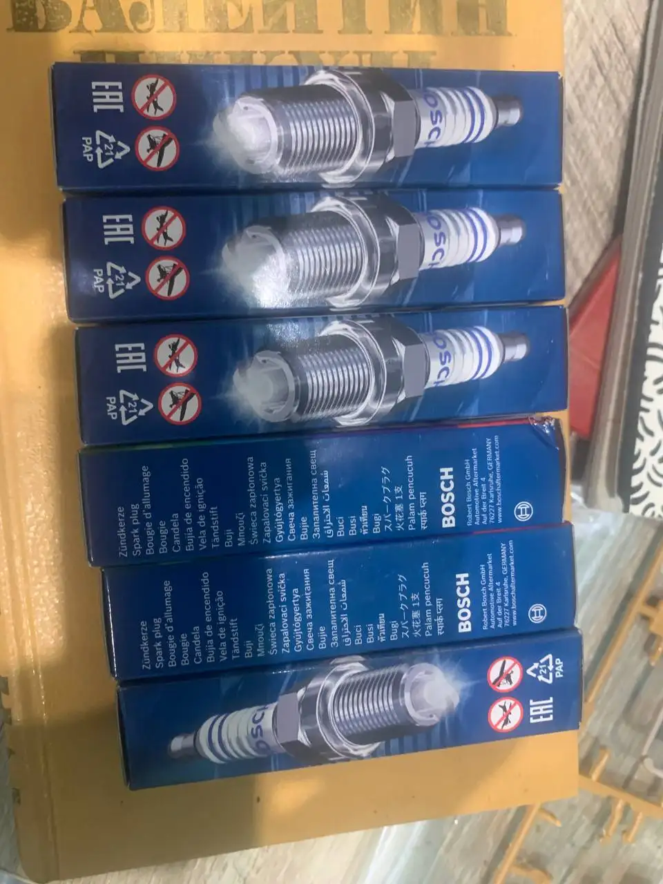 Свечи зажигания Bosch 6шт - Автозапчасти (Запчасти) в Калининград